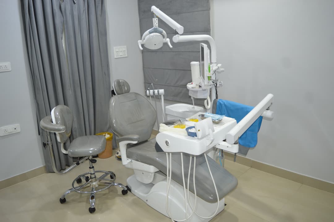 Latest Dental Chairs illustration